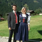O. Tom's Huette Neustift im Stubaital