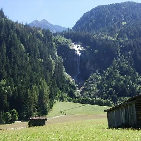 欧汤姆的小屋公寓
