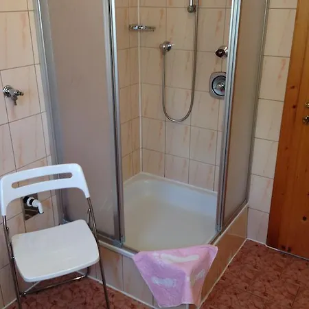 欧汤姆的小屋公寓