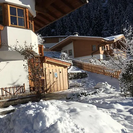 Apartamento O. Tom's Huette Neustift im Stubaital