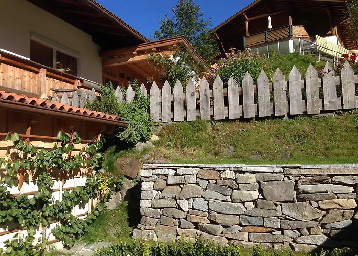 O. Tom's Huette شقة نيوستيف ام ستوبيتا